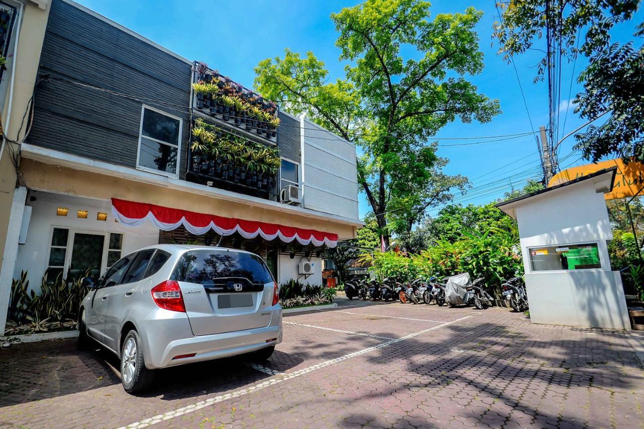 Sky Hotel Buah Batu 1 Bandung Dış mekan fotoğraf