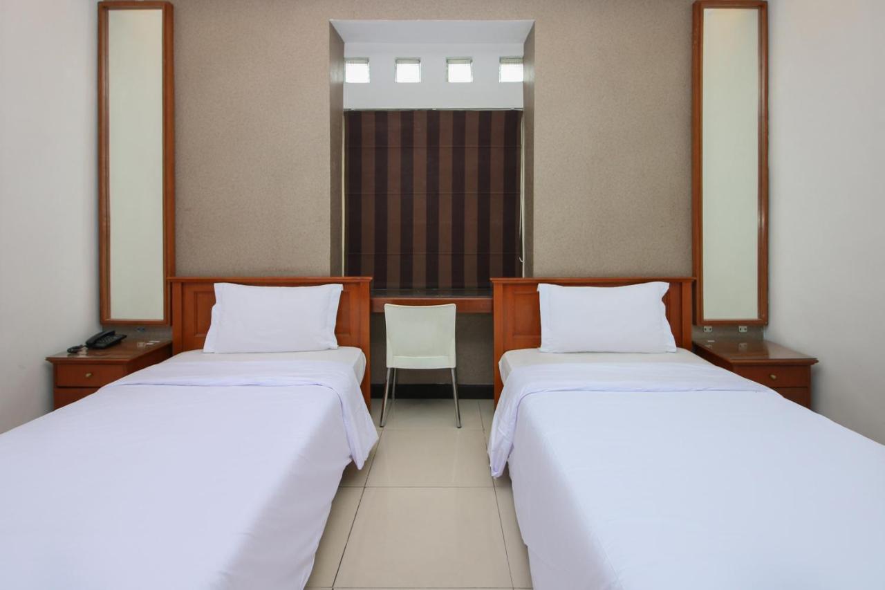 Sky Hotel Buah Batu 1 Bandung Dış mekan fotoğraf